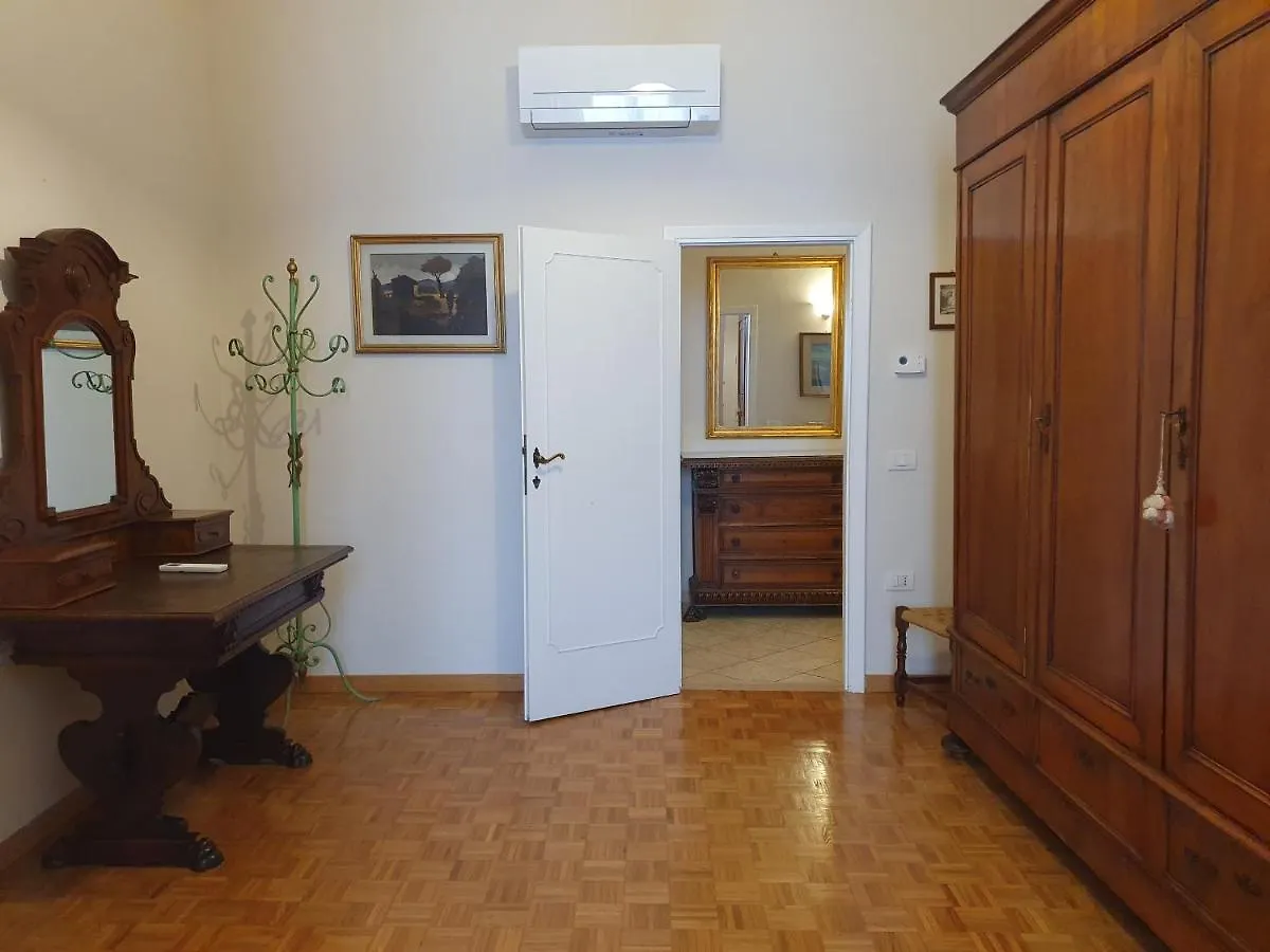 Apartment Residenza Sangallo Florenz